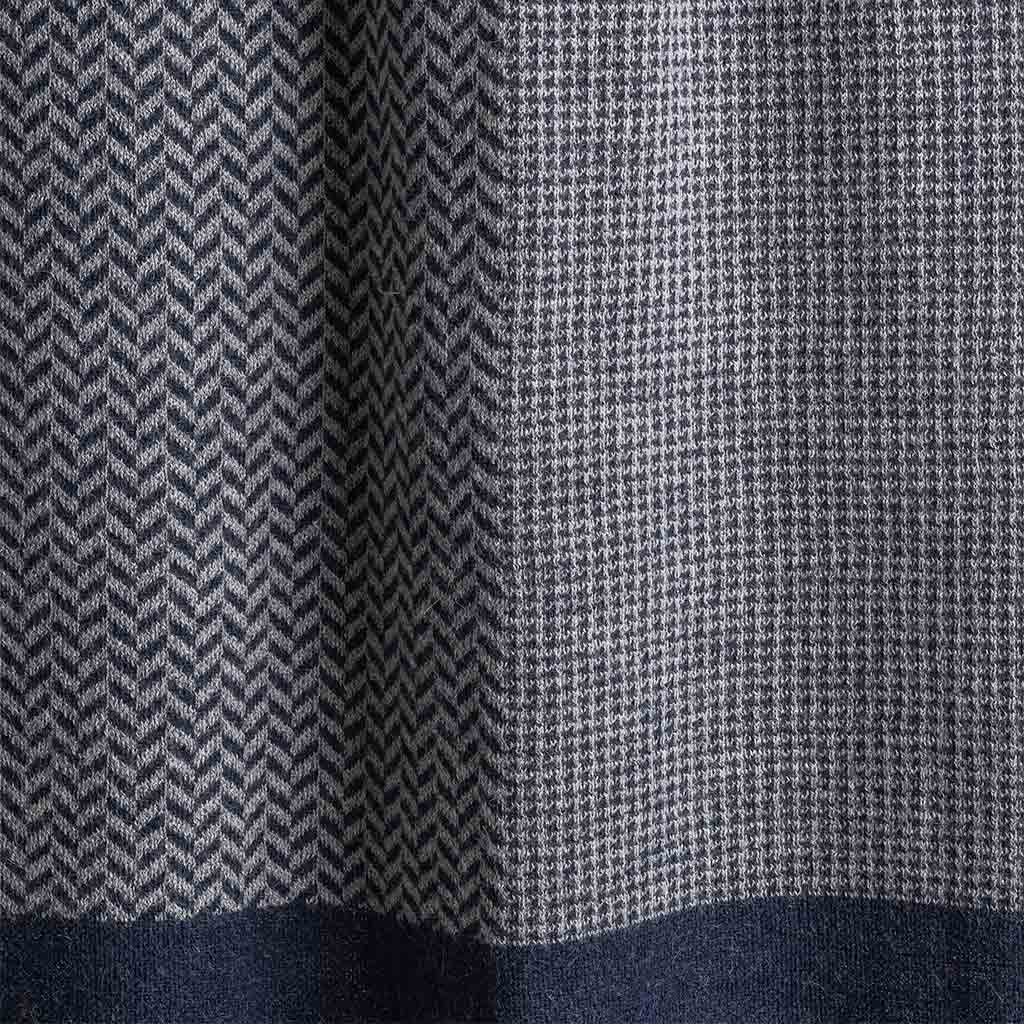 New Amsterdam Throw in Navy/Gray - SAMPLE