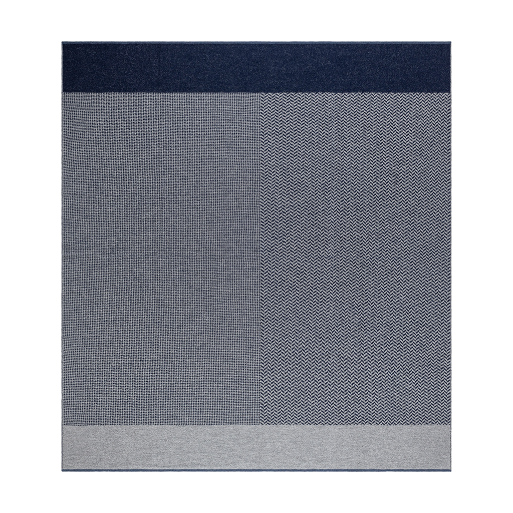 New Amsterdam Throw in Navy/Gray - SAMPLE