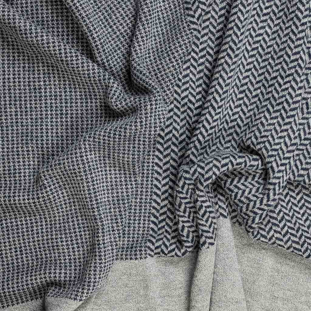 New Amsterdam Throw in Navy/Gray - SAMPLE